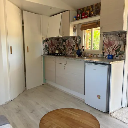 Apartament Tivissa *